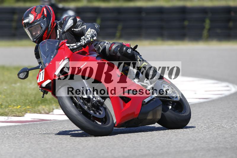 Archiv-2025/48 25.08.2025 Cornu Master School ADR/blau-bleu/11